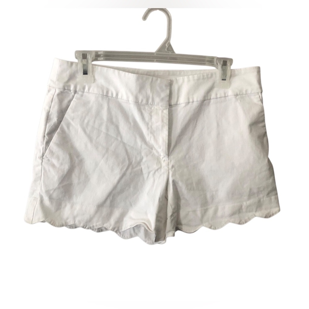 LOFT Women's White Scalloped Shorts